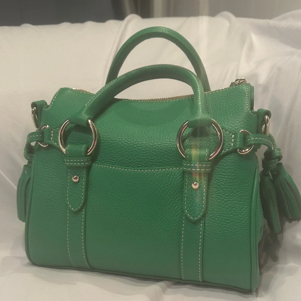 Dooney & Bourke Vibrant Green Satchel with Wallet - Picture 5 of 14
